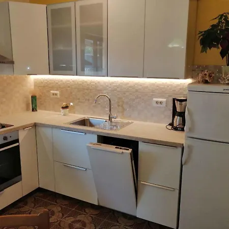 3 Apartment